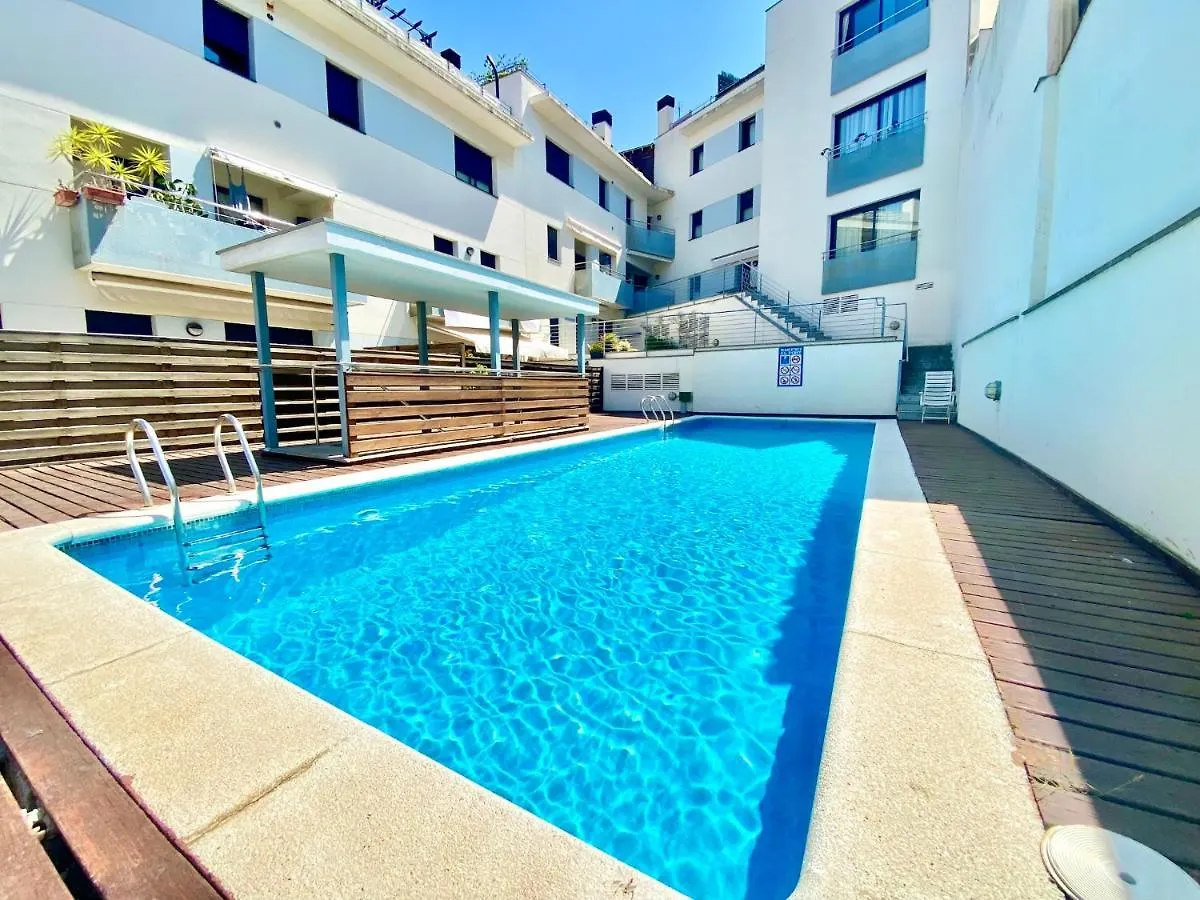 Hauzify I Apartament Forques contacts